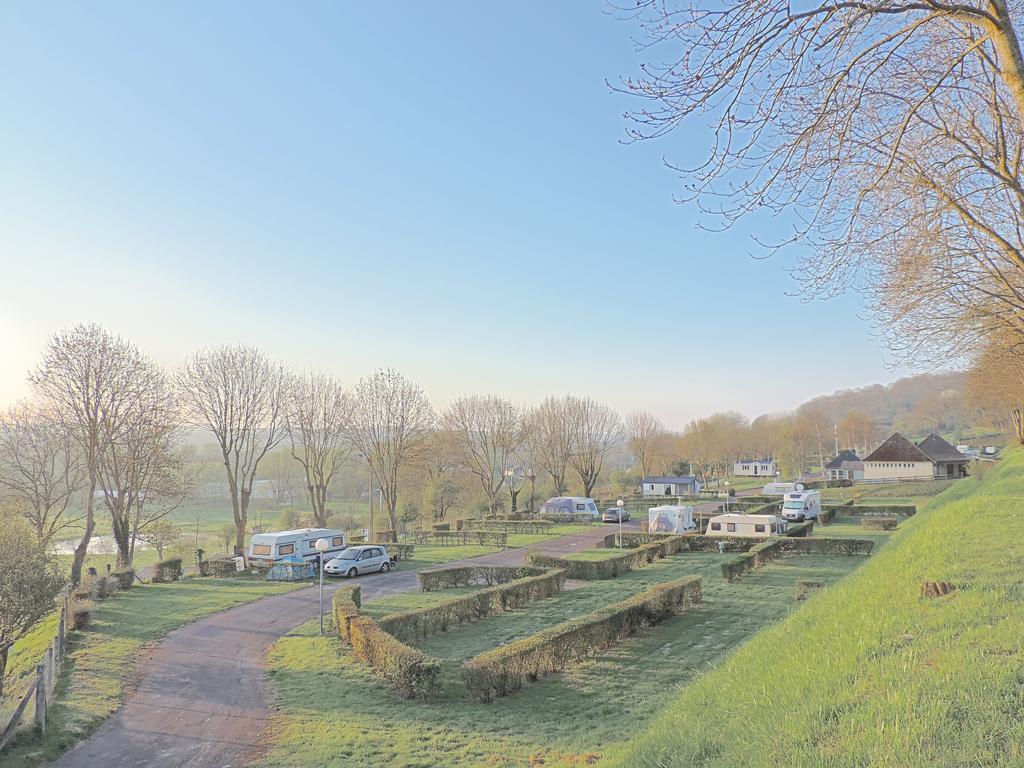 Camping Le Mont Joli Bois Criel-sur-Mer Exterior foto