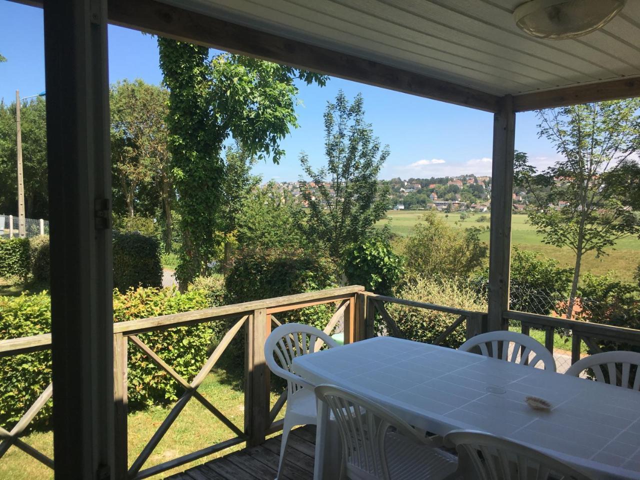 Camping Le Mont Joli Bois Criel-sur-Mer Exterior foto