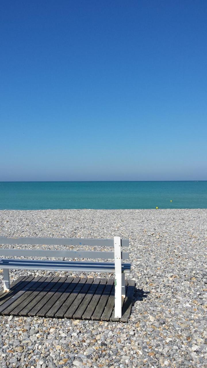 Camping Le Mont Joli Bois Criel-sur-Mer Exterior foto