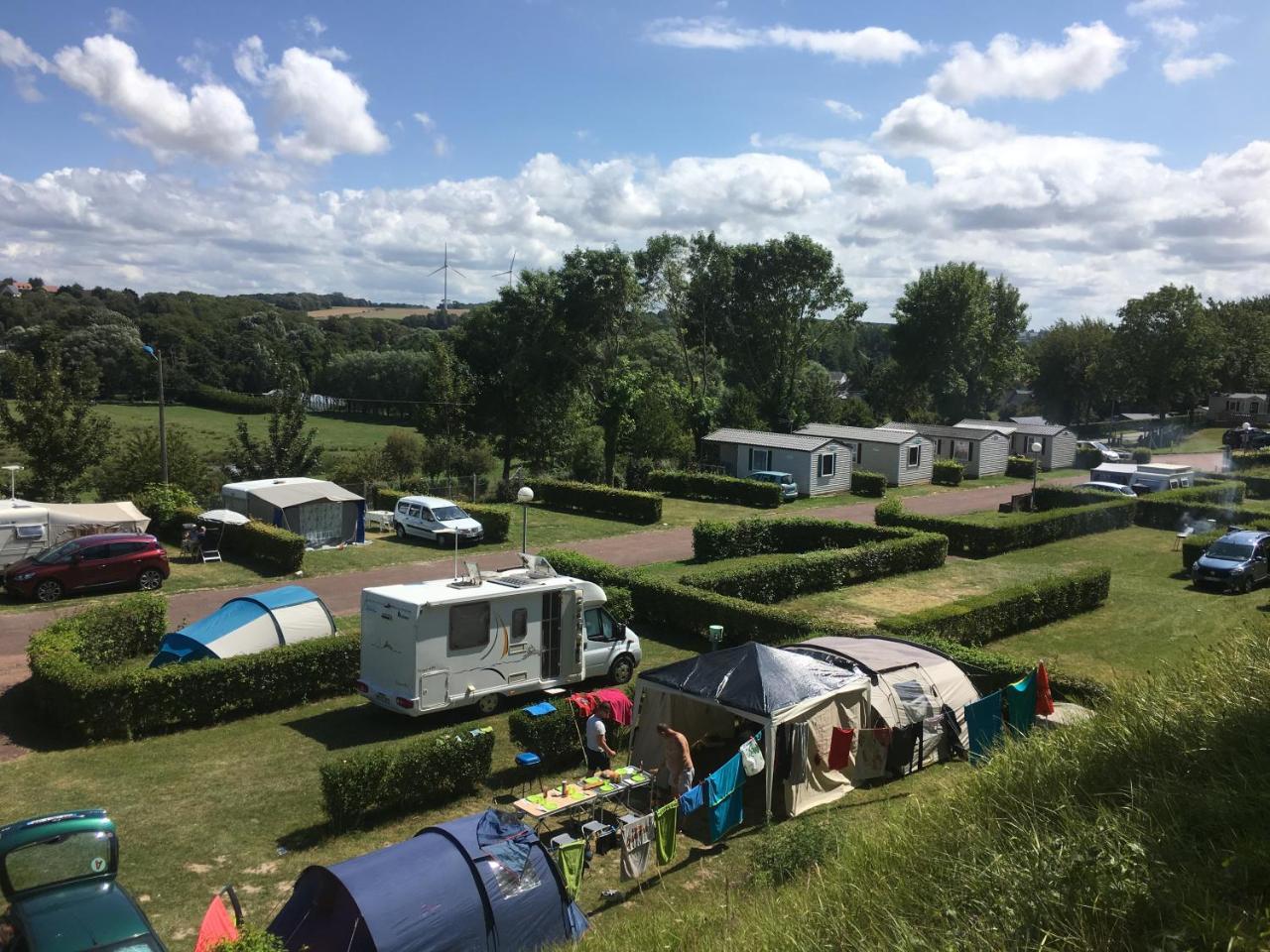 Camping Le Mont Joli Bois Criel-sur-Mer Exterior foto